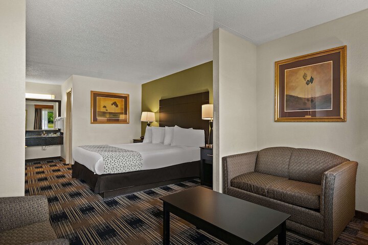 Best Western Windsor Suites