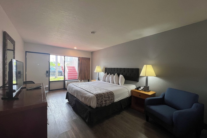 Room 22 of 45