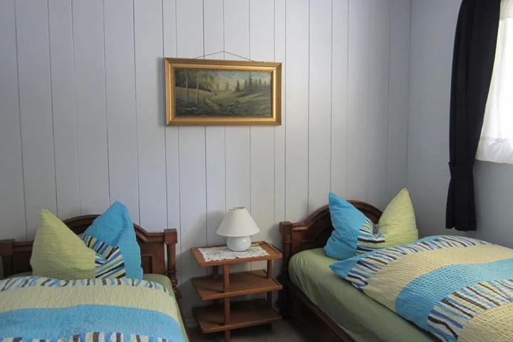 The Cozy Cubbyhole B & B