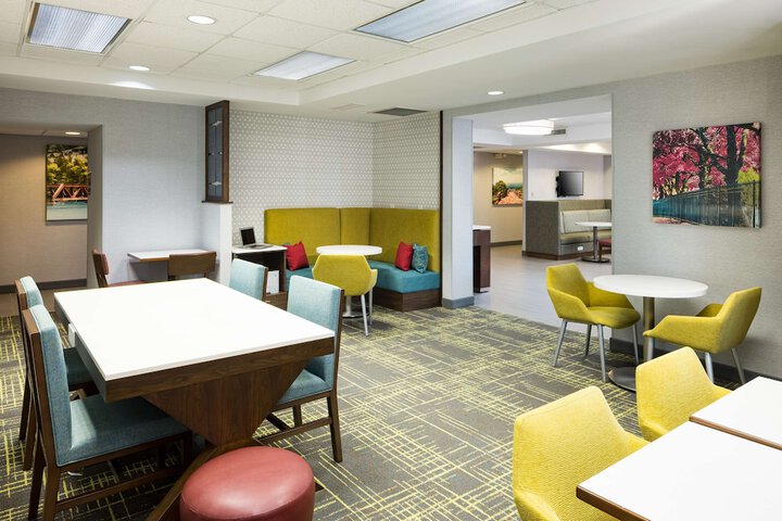Hampton Inn Bentonville / Rogers