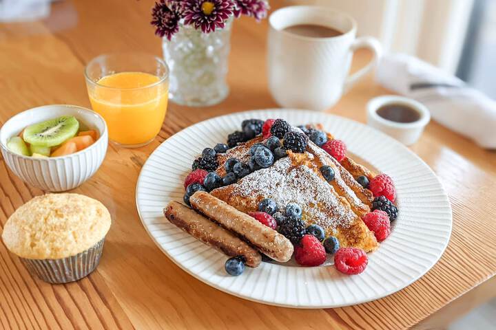 Breakfast/Coffee Service 20 of 21