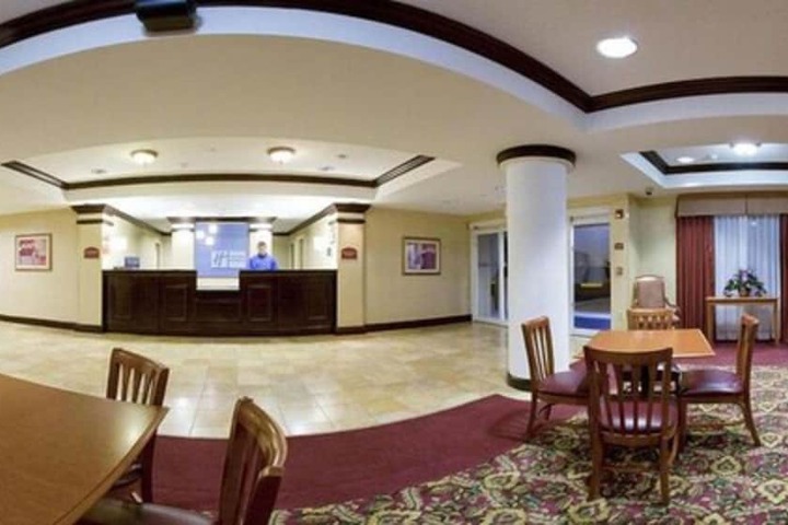 Hotel Interior 9 of 32