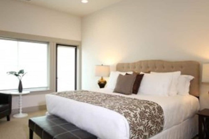 Vineyard View Inn