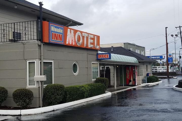 Milwaukie Inn Portland South