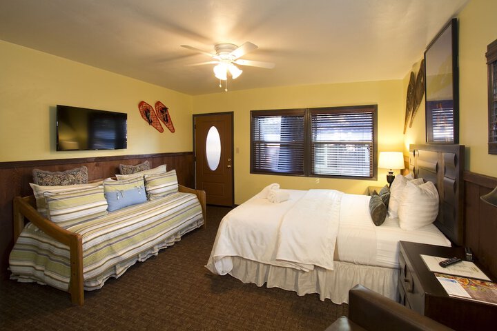 Room 25 of 69