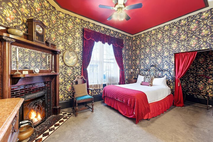 Heber Senator Bed and Breakfast