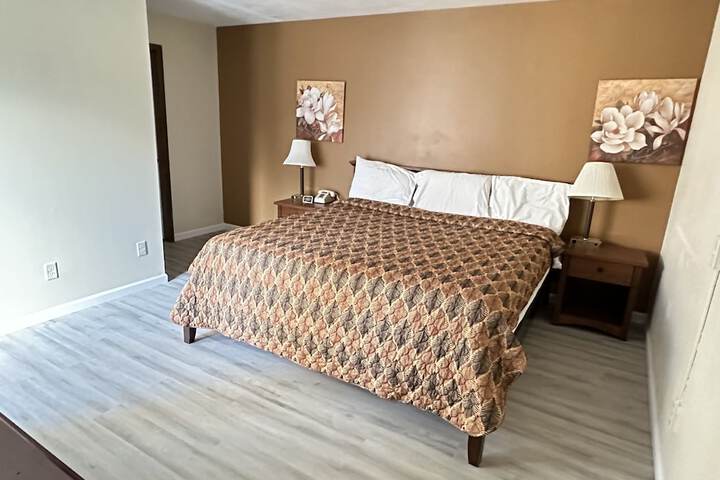 LA VILLA MOTEL
