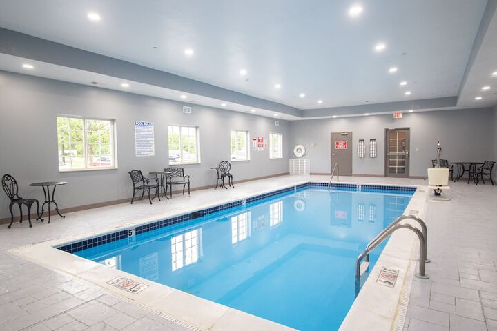 Pool 7 of 41