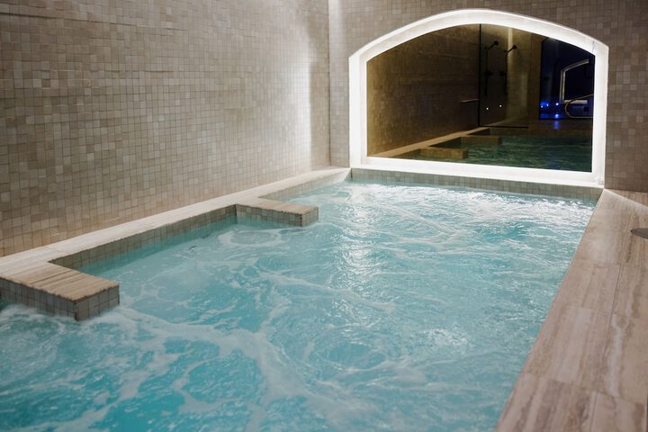 Spa 96 of 112