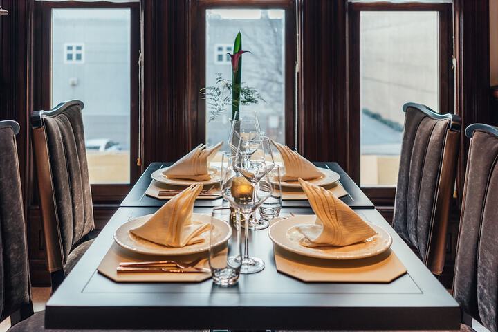 Dining 89 of 109