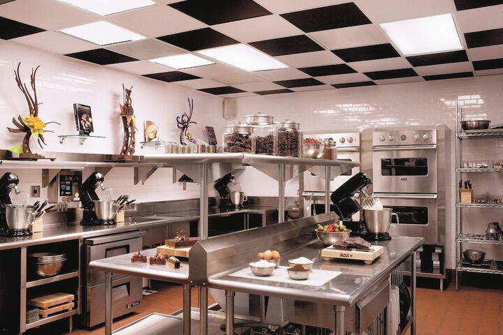 Dining 56 of 79