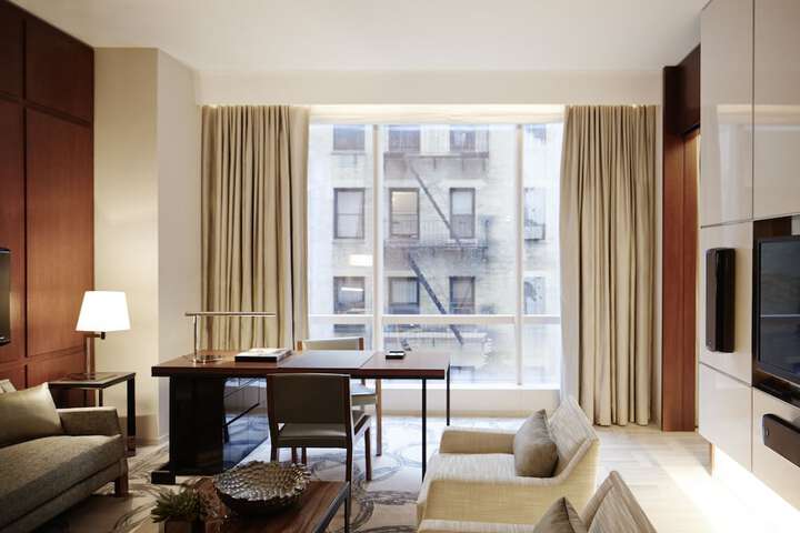 Room 49 of 103