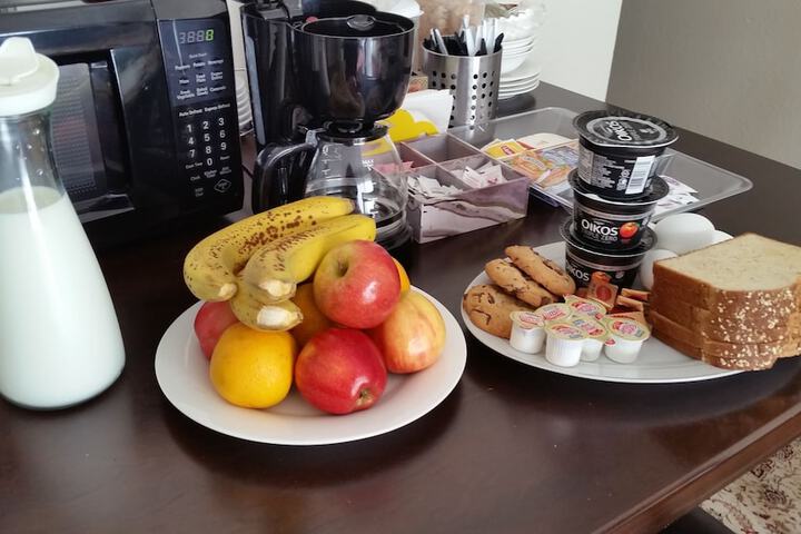 Breakfast/Coffee Service 19 of 22