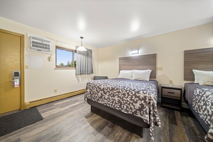 Room 42 of 66