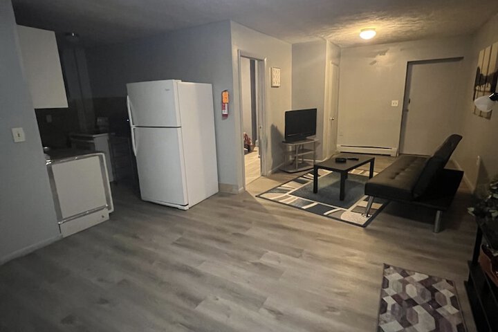 Room 10 of 17