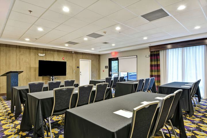 Hampton Inn & Suites Ashland
