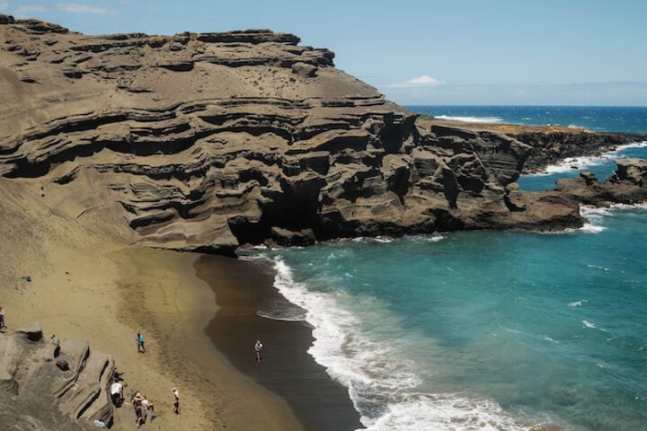 Howzit Hostels Hawaii
