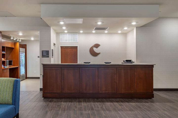 Comfort Suites Newnan