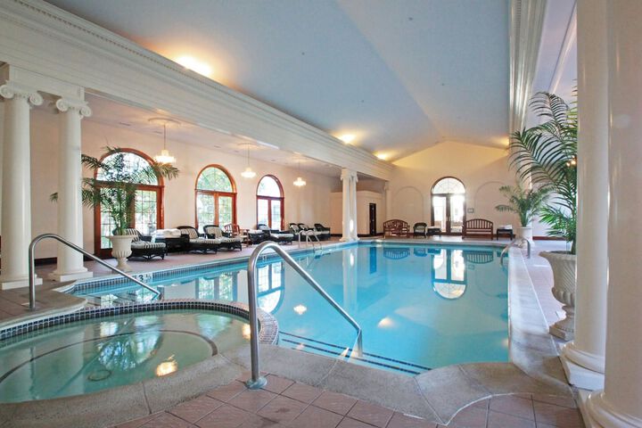 Pool 10 of 103