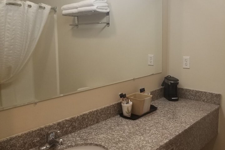 Room 22 of 39