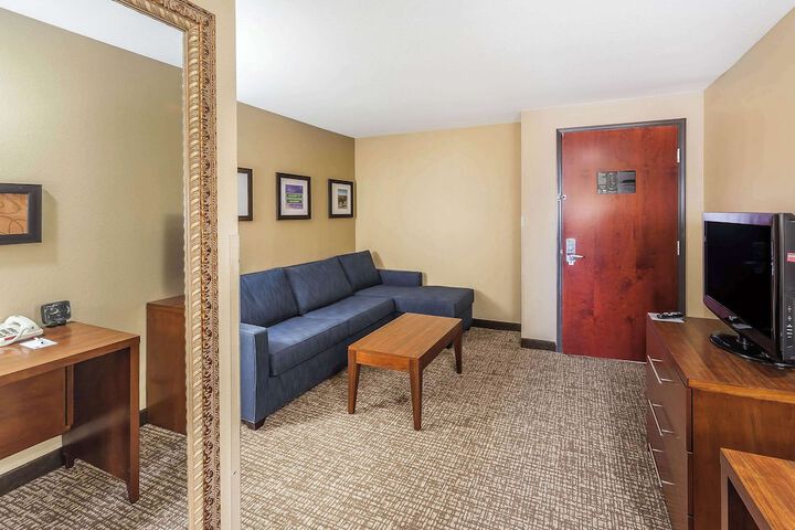 Room 16 of 29