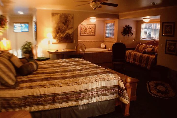 Room 33 of 39