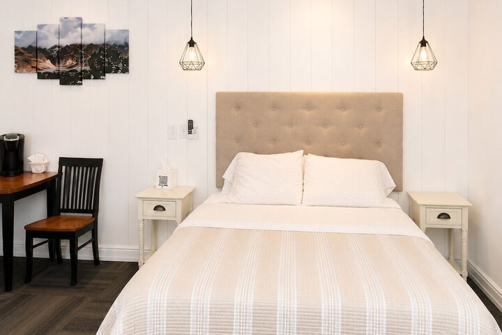 Bybees Steppingstone Motel