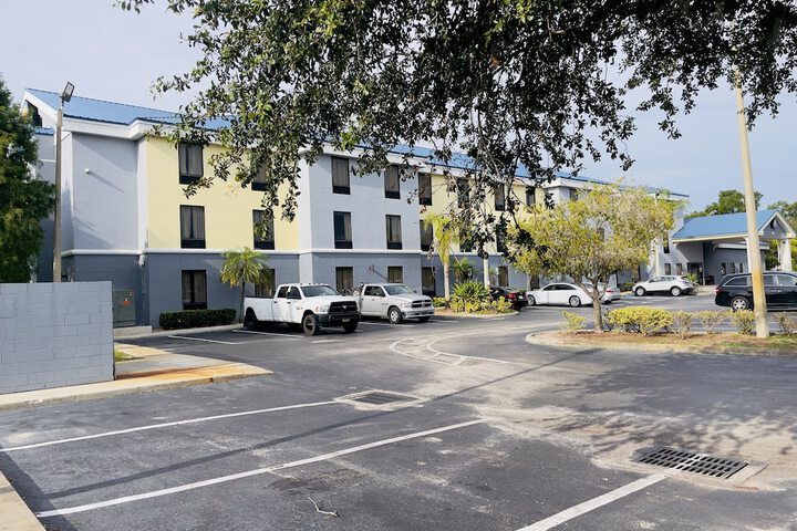 Hotel 3 of 85