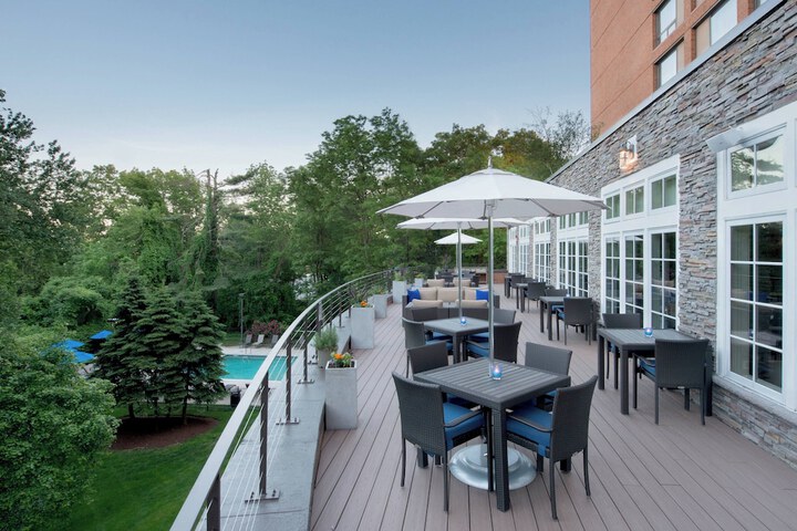 Terrace/Patio 56 of 57