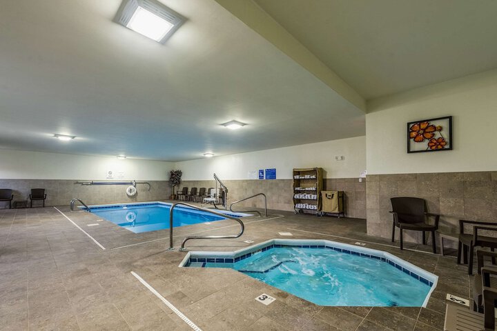 Pool 4 of 50