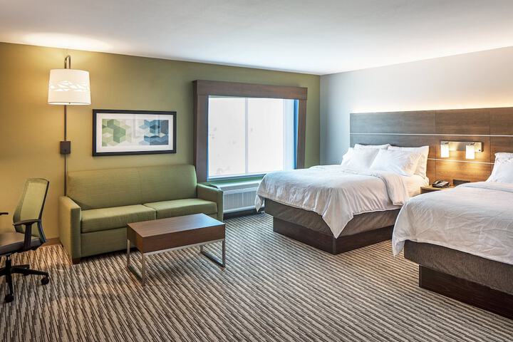 Room 9 of 20