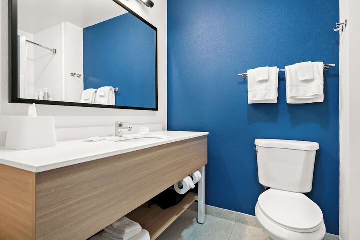 Room 16 of 31