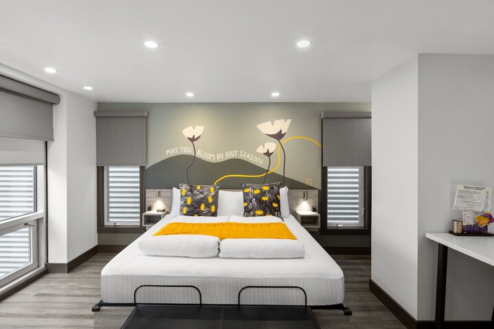 Room 49 of 158