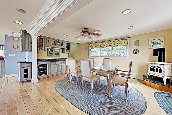 New Listing! Curtis House on the Cove 3 Bedroom Cottage