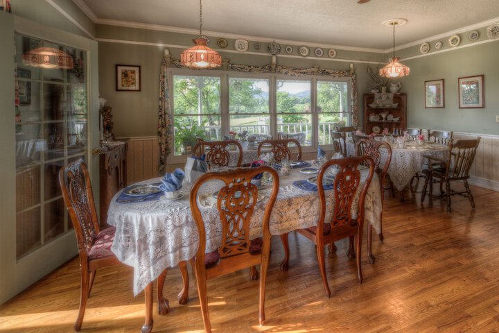 Blue Mountain Mist Country Inn & Spa