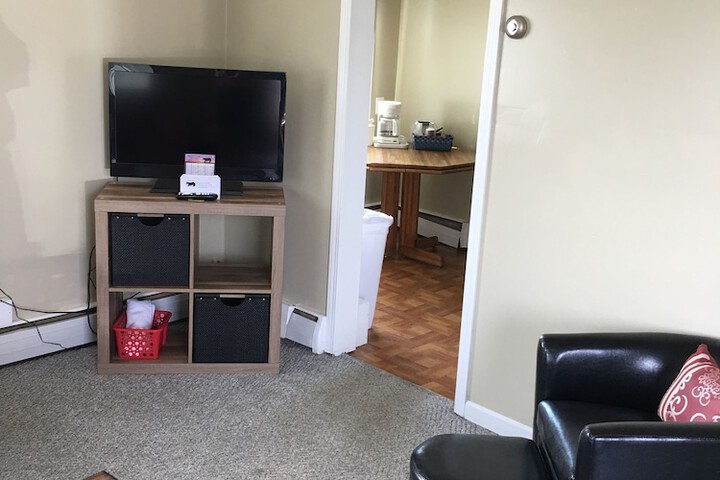 Room 65 of 177