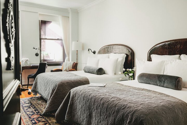 Room 43 of 73