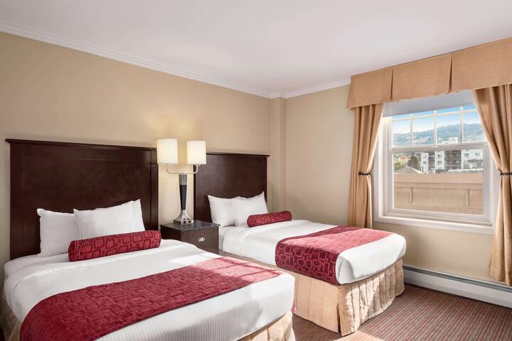 The Plaza Hotel Downtown Trademark Collection by Wyndham