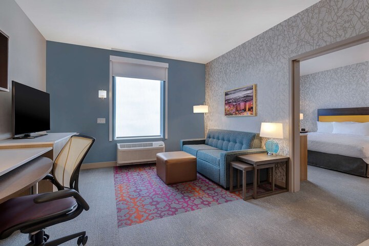 Room 32 of 55