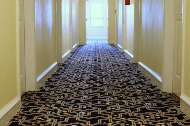 Ballroom/Hall 16 of 16