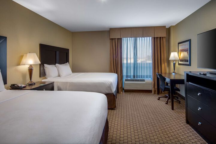 Hyatt House Bentonville / Rogers