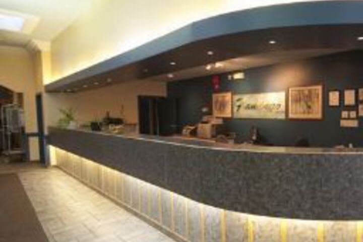 Flamingo Inn
