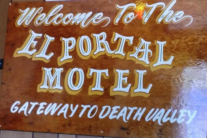 El Portal Motel