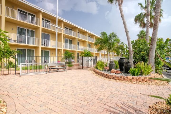 Treasure Island Hotel and Marina