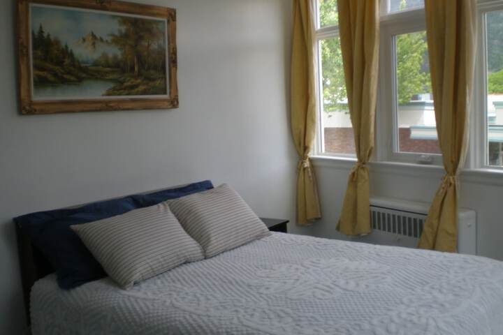 Room 22 of 46