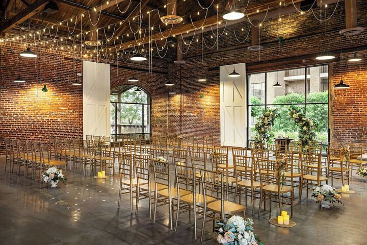 Ballroom/Hall 55 of 64