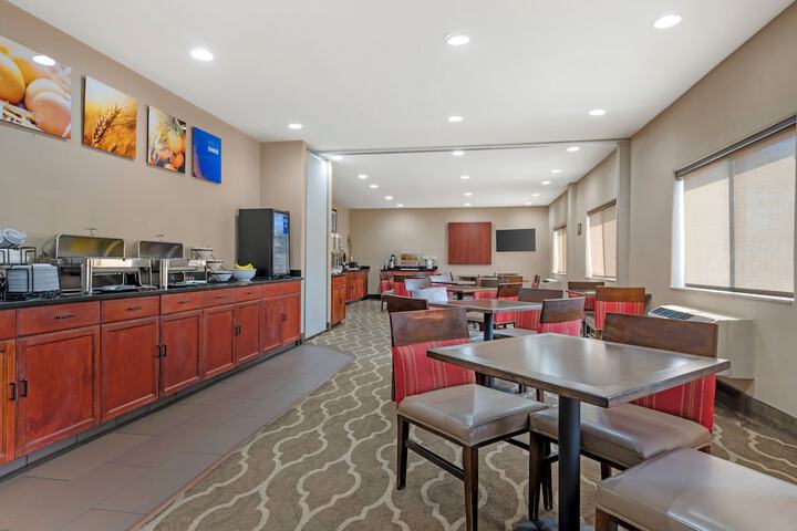 Comfort Inn North - Air Force Academy Area