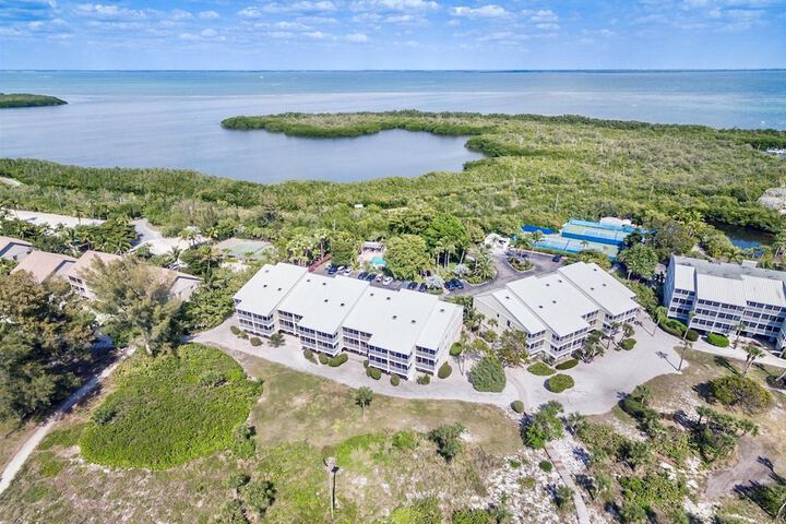 South Seas Beach Villa 2001