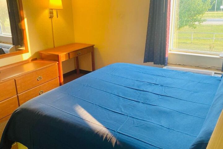 Comfort Crest Inn