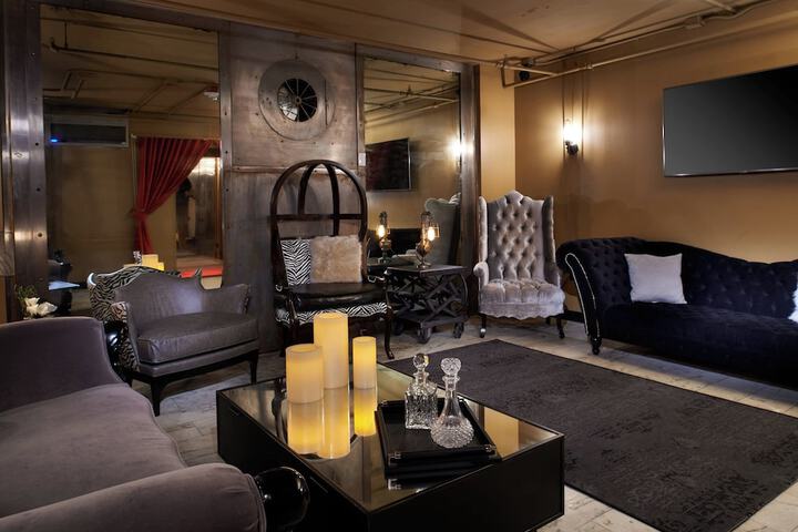 Metropolitan at the 9 Autograph Collection